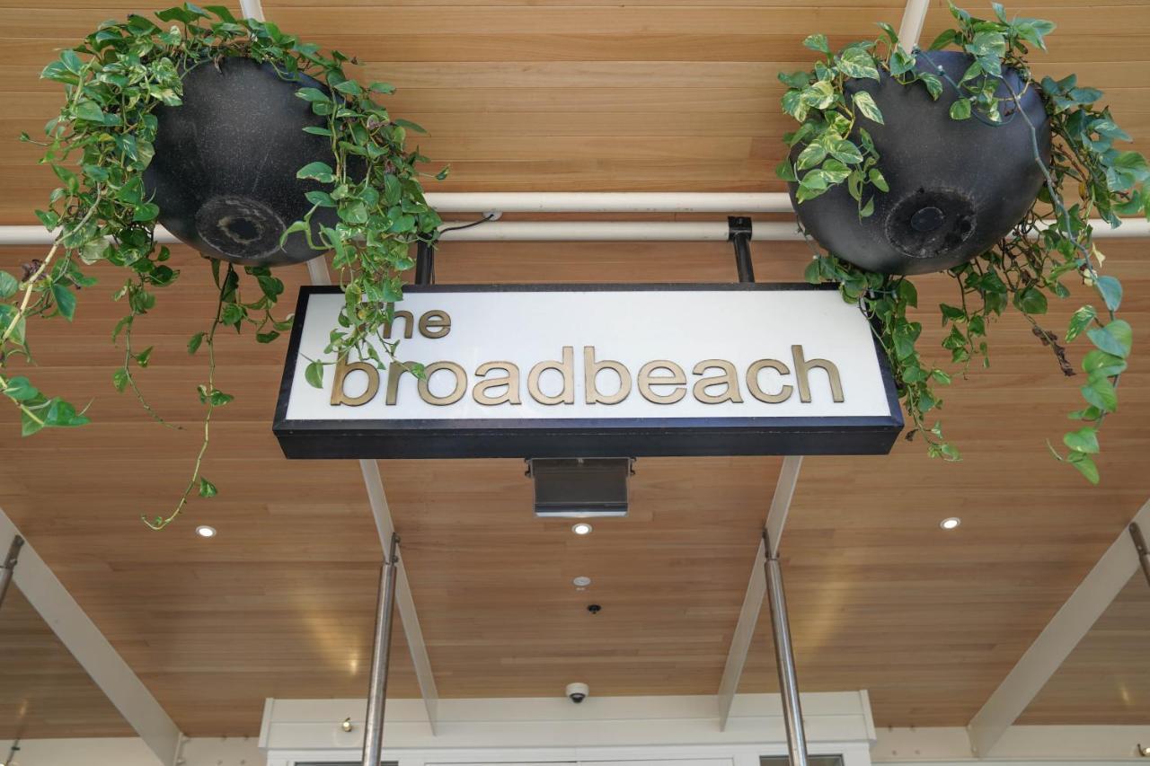 Beachfront On Oasis Centre, Air On Broadbeach 1503 غولد كوست المظهر الخارجي الصورة