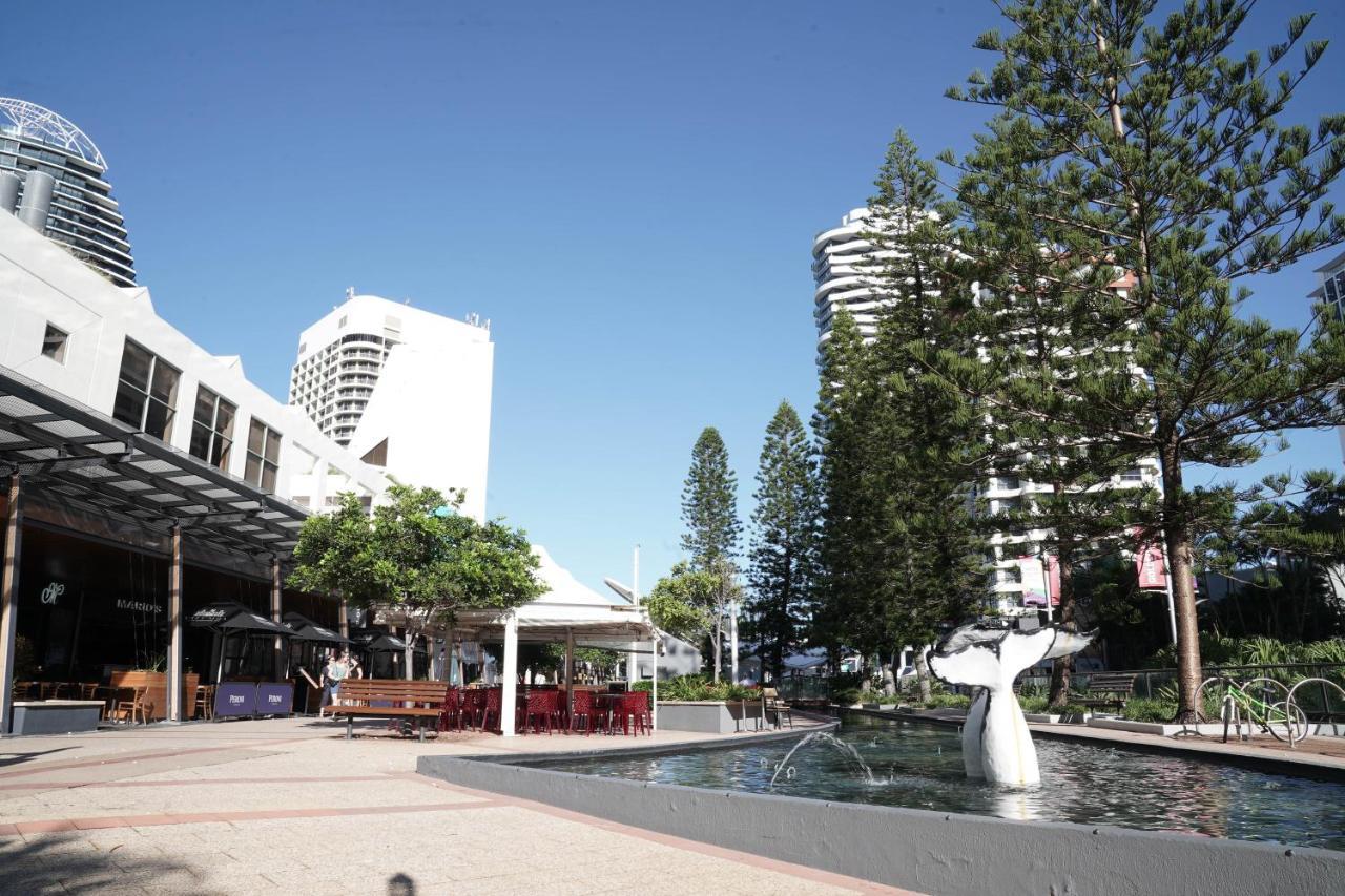 Beachfront On Oasis Centre, Air On Broadbeach 1503 غولد كوست المظهر الخارجي الصورة