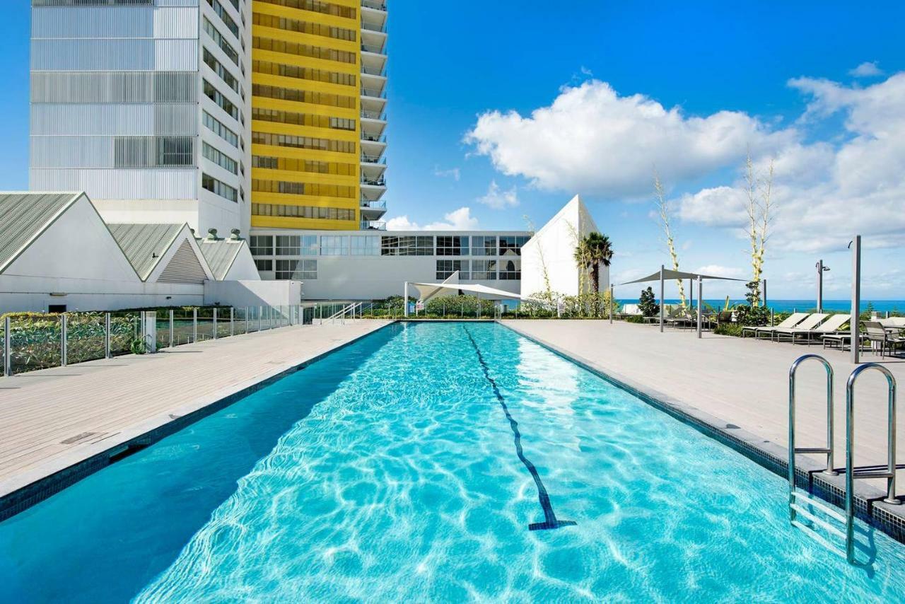 Beachfront On Oasis Centre, Air On Broadbeach 1503 غولد كوست المظهر الخارجي الصورة